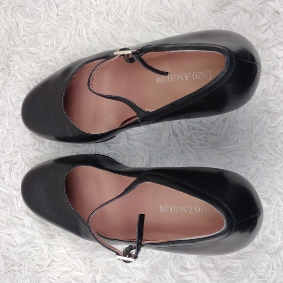 Enzo Angiolini Black Leather Upper Round Toe Mid Heel Buckled Mary Jane Shoe - Picture 5 of 16